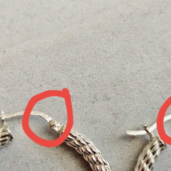 Sterling 925 Textured Rope Hoop Earrings - Picture 11 of 12